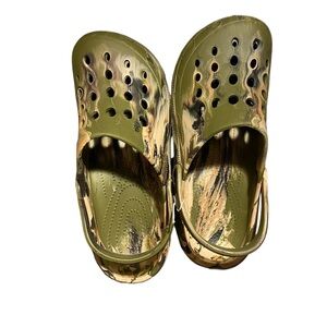 Croc Men sz 8\9 not real